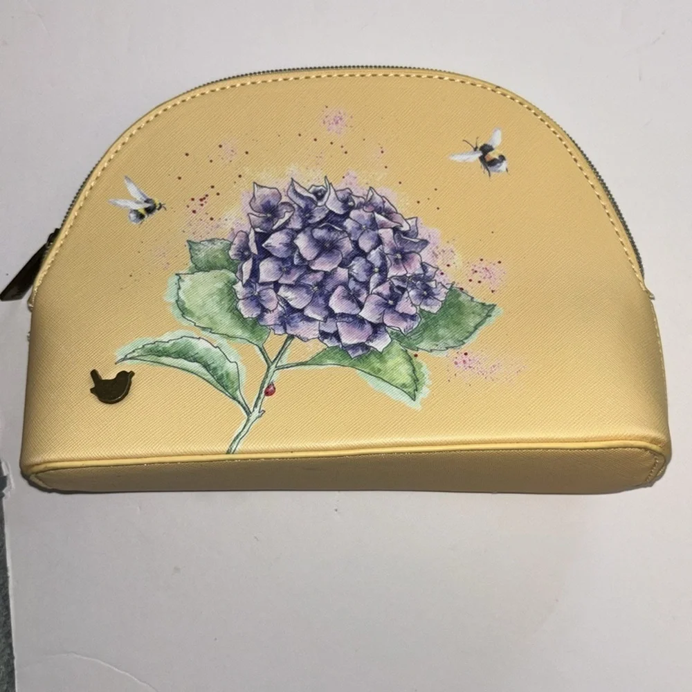 WRENDALE BRAND YELLOW HYDRANGEA WITH BEES AND LADYBUG DESIGN VINYL ZIP CLOSURE